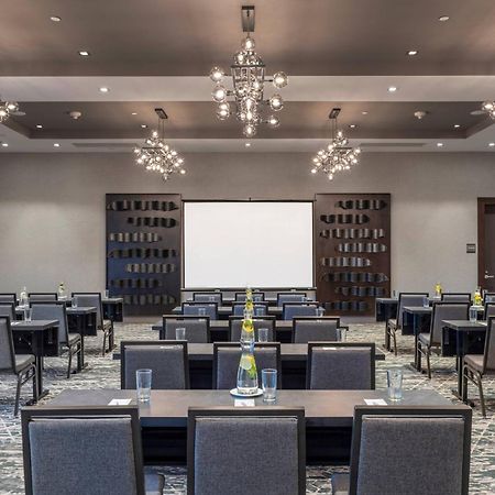 Residence Inn By Marriott Boston Нетік Екстер'єр фото