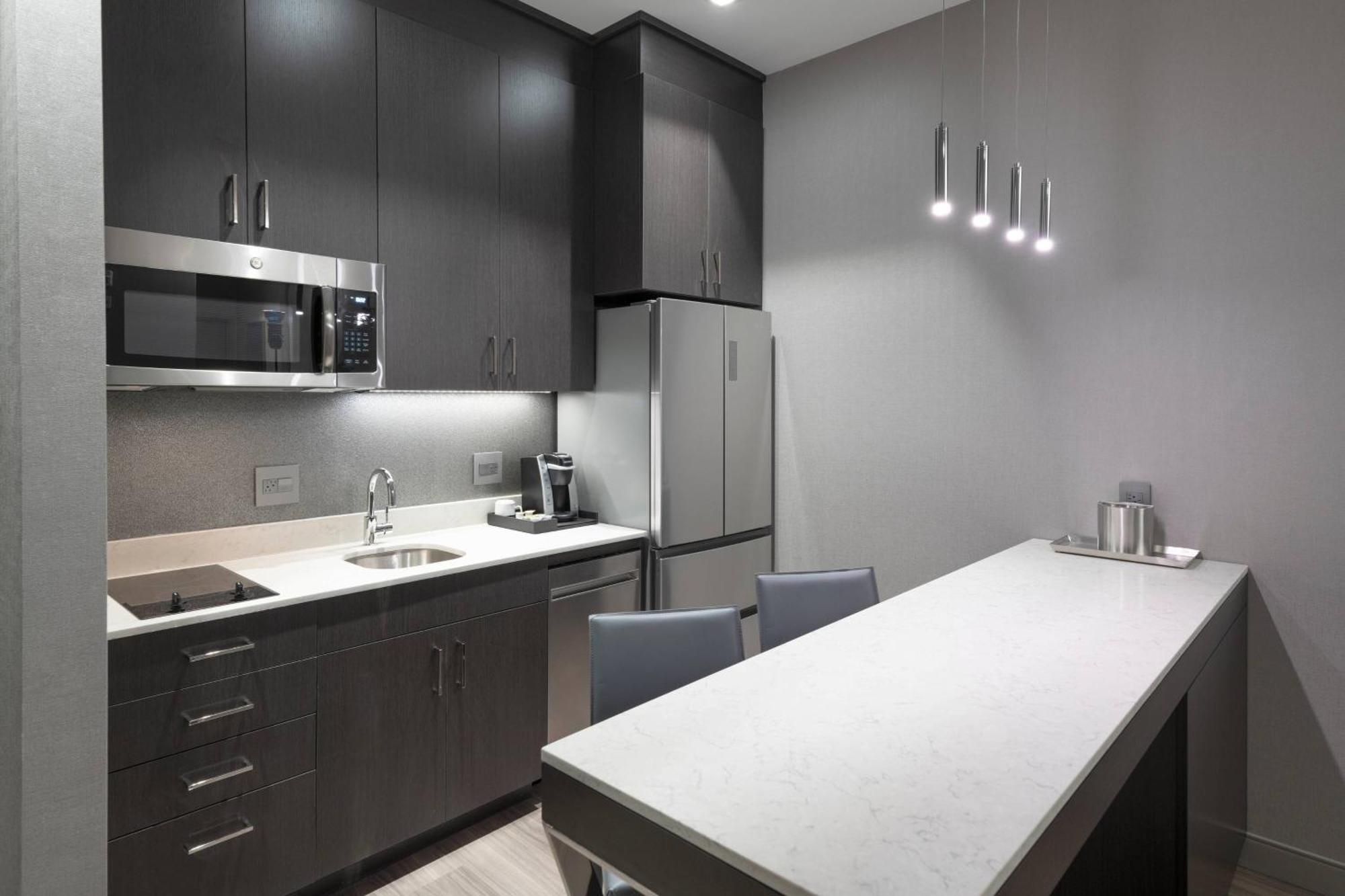 Residence Inn By Marriott Boston Нетік Екстер'єр фото