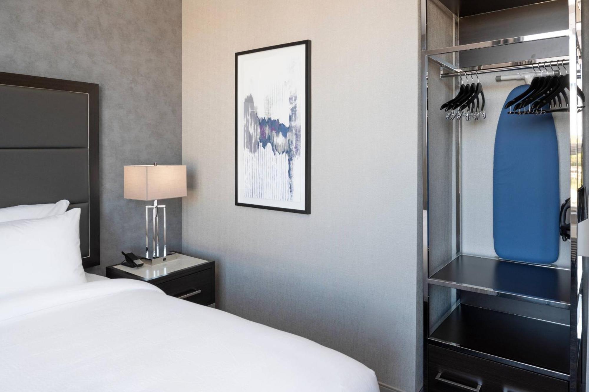 Residence Inn By Marriott Boston Нетік Екстер'єр фото